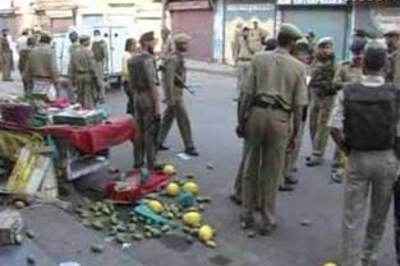 3 cops injured in clashes, grenade attack in Srinagar