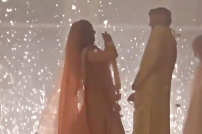WATCH: Bride and Groom Play 'Rock-Paper-Scissors' During 'Varmala' in Adorable Video