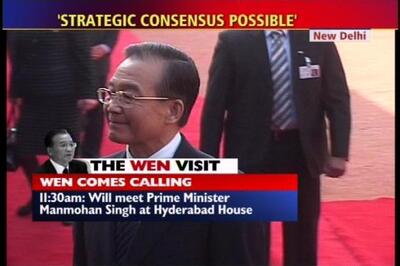 4 Tibetans held for protesting against Jiabao