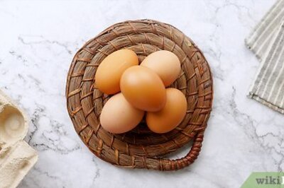 How to Cook Hard Boiled Eggs Without Cracking