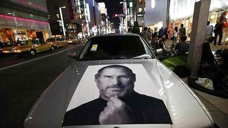 Film on Steve Jobs gets warm reception at its premier