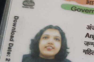 This Woman Unknowingly Wore 'F*** Off' T-shirt in Aadhaar Card, Pic Goes Viral