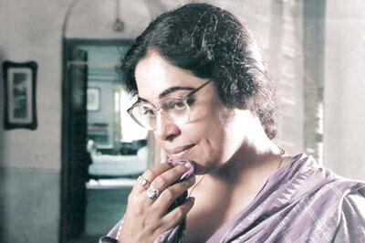 Kirron Kher feels there is a need to revive handloom industry