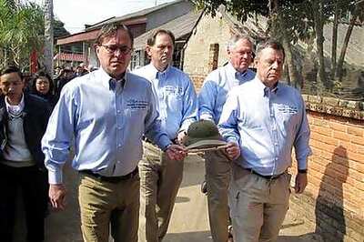 46 years on, Vietnamese helmet returned by US soldier