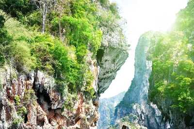 Bahar Bharat | Bangkok: The Two New Charms of Thailand’s Capital City