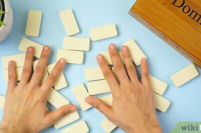 How to Play Mexican Train Domino Game