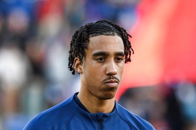 PSG Admits Knowing About Leny Yoro's Health Concerns After Manchester United Star Sustains Injury