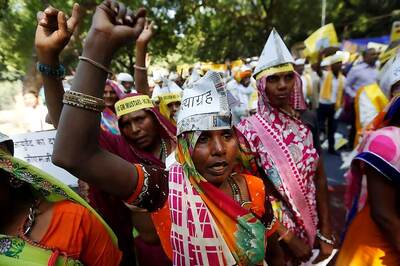 Maharashtra Farmers' Protest: Short Supply Hits Prices, Anna Mediates, CM Unmoved