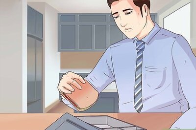 How to Avoid Weight Gain While Working a Desk Job