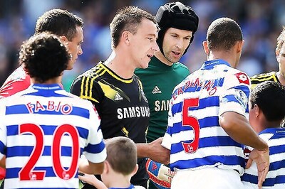 Ferdinand snubs Terry in pre-match handshake