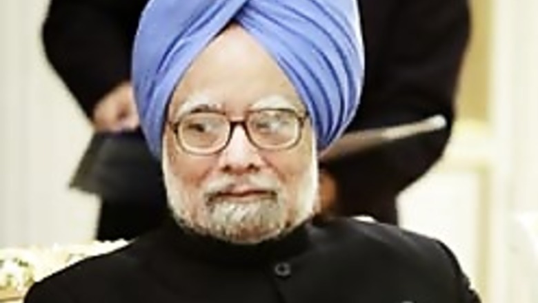 Singh, Gilani to meet in Bhutan: Pakistan