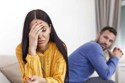 What Is Breadcrumbing In Dating And How To Avoid It