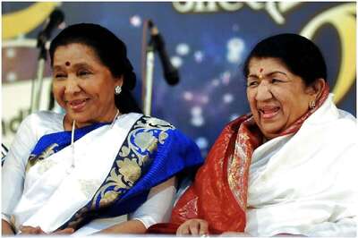 Asha Bhosle Opens up About Lifelong Comparison with Sister Lata Mangeshkar