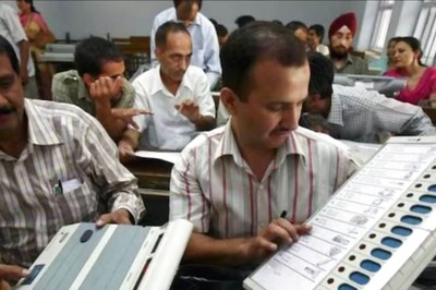 Maharashtra: Man Uses Wedding Invite to Air Protest Against EVMs