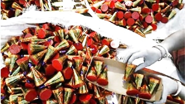 Children forced into hazardous firecrackers making