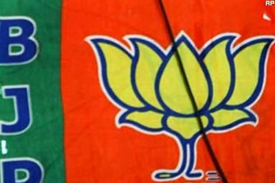 BJP to decide action against K'taka rebels on Wednesday