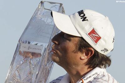Clark finally gets US win at Players Championship