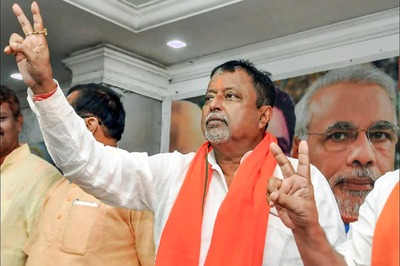 BJP Seeks Cancellation of Mukul Roy's Nomination for PAC, Mamata Banerjee Offers Support
