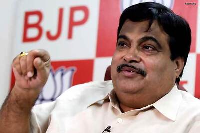 Gadkari asks MNS not to contest LS polls in Maharashtra: Sources