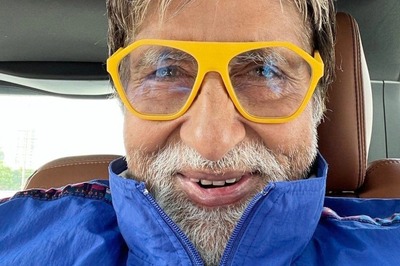 Amitabh Bachchan Treats Fans to Quirky Selfie; Daughter Shweta Bachchan Says 'So Cute'