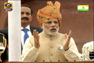 Jan Dhan Yojna opened 17 crore bank accounts: PM Narendra Modi
