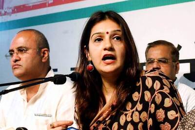 Priyanka Chaturvedi Joins Shiv Sena, Says Congress Hurt Her by Reinstating Men Who Harassed Her