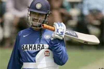 Dhoni's team out to challenge Lanka might | In pics