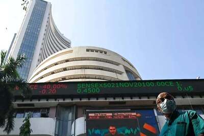 Stock Market Updates: Sensex Gains 150 pts, Nifty Above 18,350; Tata Motors Up 4%