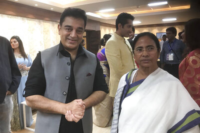 Kamal Haasan Meets Mamata Banerjee, Says he is a Big Fan