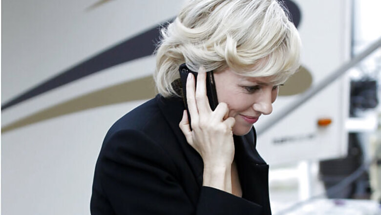 Naomi transforms into splitting image of Diana