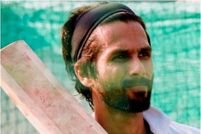 'Jersey' Director Has This to Say About Shahid Kapoor's Cricketing Skills