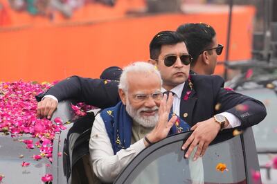 ‘Tastes Good, Bit Too Sweet’: PM Modi Surprises Ujjwala Beneficiary in Ayodhya With Chai Stop