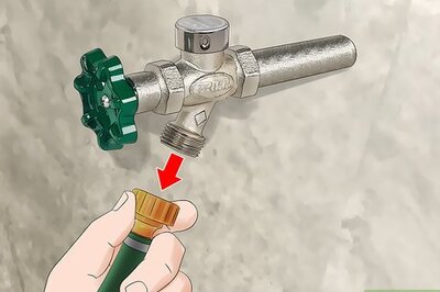 How to Prevent an Outside Faucet from Freezing