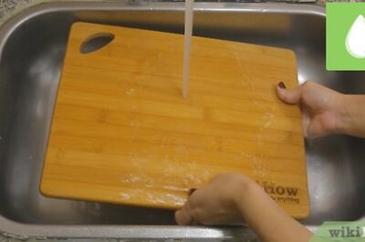 How to Clean a Cutting Board