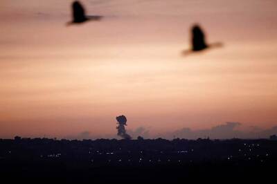 Israel Strikes Militant Targets in Gaza After Mortar Barrage