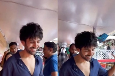 Kartik Aaryan Has THIS Reaction After Fans Scream Bhool Bhulaiyaa 3 During Lalbaugcha Raja Visit; Watch