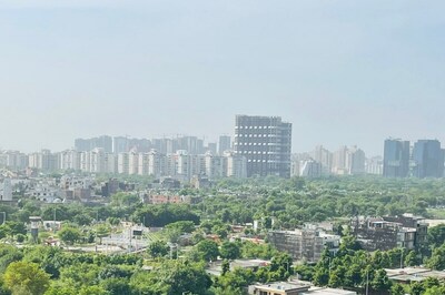 Noida's Peepli Live Moment: Residents Share Photos of Twin Towers From Their Balconies