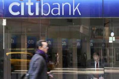 Citigroup FQ loss smaller than expected