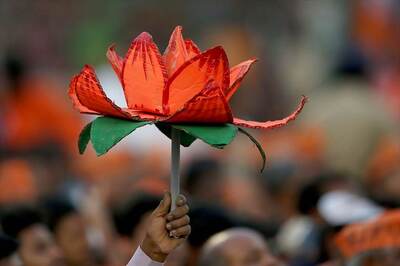 Senior PDP Leader, Two Former Bureaucrats Among over 500 to Join BJP in Jammu