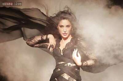 First look: Nargis Fakhri exudes oomph in a special song from 'Kick' by Honey Singh